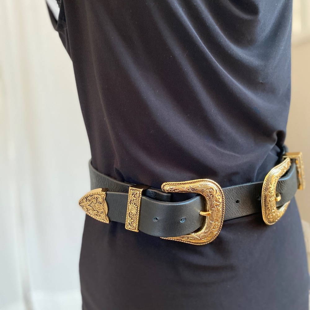 Double Buckle Leather Belt